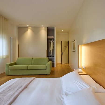 Hotel Emilia Ancona Luaran gambar